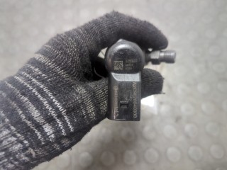 Форсунка топливная, ориг. номер 03L130277S, 03L130277SX, Volkswagen Passat 2011-2015