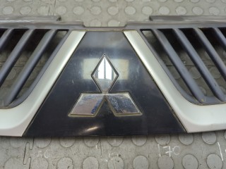Решетка радиатора, Mitsubishi Outlander 2002-2009