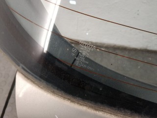 Петля крышки багажника левая, Toyota Corolla 2002-2007