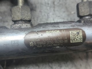 Рампа (рейка) топливная, ориг. номер 9X2Q9D280FA, 9X2Q9D280EA, C2C40310, C2C40309, LR013182, LR013183, Jaguar XF 2011-2015