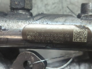 Рампа (рейка) топливная, ориг. номер 9X2Q9D280FA, 9X2Q9D280EA, C2C40310, C2C40309, LR013182, LR013183, Jaguar XF 2011-2015