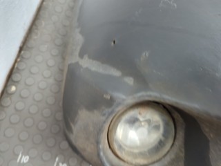 Бампер передний, ориг. номер EC0250031H44, Mazda Tribute 2000-2004