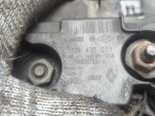 Генератор, ориг. номер 8200660033, Renault Master 2003-2010