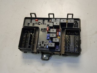 Блок предохранителей, ориг. номер 14A068, DG9Z14A068X, Ford Fusion