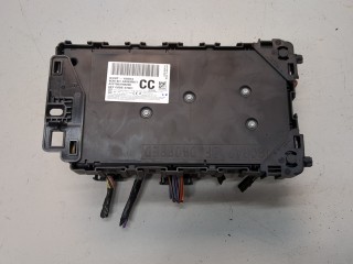 Блок предохранителей, ориг. номер GG9T15604CC, Ford Fusion