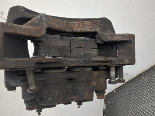 Суппорт правый передний, ориг. номер 504234183, Iveco EuroCargo 3