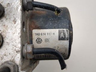 Блок АБС, насос (ABS, ESP, ASR), ориг. номер 1K0907379P, Volkswagen Caddy 2004-2010