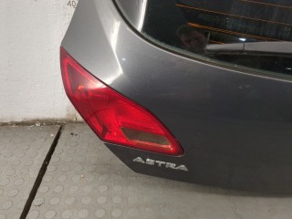 Крышка (дверь) багажника, Opel Astra 2006-2014