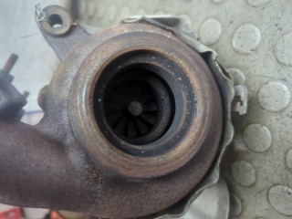 Турбина, ориг. номер 03L253056A, 03L253056AX, JZA253056AX, Volkswagen Passat 2005-2010