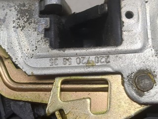 Замок двери правый передний, ориг. номер 2207205835, Mercedes S W220