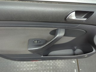 Замок двери левый передний, Volkswagen Golf 1997-2006