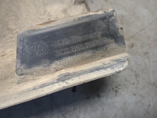 Накладка на порог правая передняя, Volkswagen Passat 2005-2010