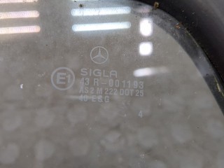Стекло форточки двери правое переднее, ориг. номер A6017250009, Mercedes MB 208-210 (308-310)