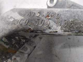 Ступица (кулак, цапфа) правая задняя, ориг. номер 3C0505434G, 8J0598625, Volkswagen Passat 2005-2010