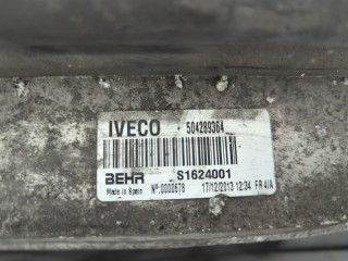Радиатор интеркулера, ориг. номер 504289364, Iveco EuroCargo 2