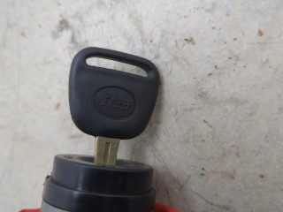 Замок зажигания, ориг. номер 819051U260, KIA Sorento XM
