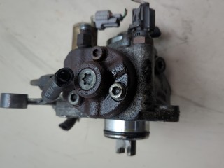 ТНВД, ориг. номер 221000R050, Toyota RAV 4 2010-2016