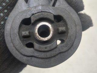 Подушка крепления двигателя, ориг. номер 41040FE000, Subaru Forester (S14)