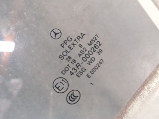 Стекло боковой двери левое переднее, ориг. номер A2517250510, Mercedes R W251