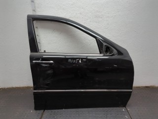 Стекло боковой двери правое переднее, ориг. номер A2207200218, Mercedes S W220