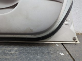 Стекло боковой двери правое переднее, Toyota Prius 2000-2003