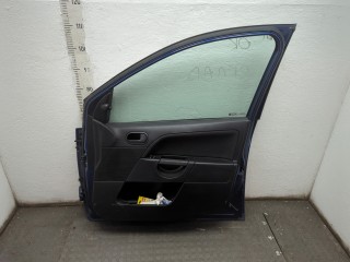 Стекло боковой двери правое переднее, Ford Fiesta 2005-2008