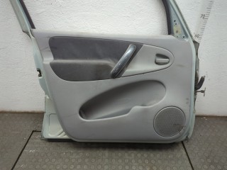 Стекло боковой двери левое переднее, Citroen Xsara-Picasso 1999-2004