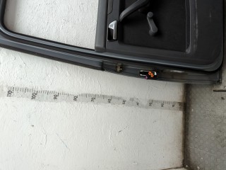 Стекло боковой двери правое заднее, Volkswagen Touran 2006-2010