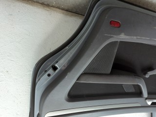 Стекло боковой двери правое заднее, Volkswagen Touran 2006-2010