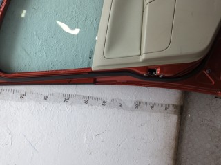 Стекло боковой двери левое переднее, Ford Fiesta 2005-2008
