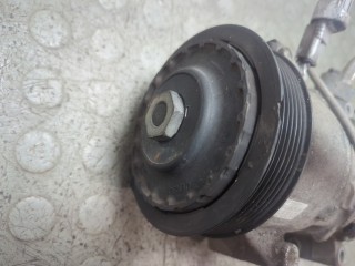 Компрессор кондиционера, ориг. номер 883100D380, Toyota Yaris 2010-2014