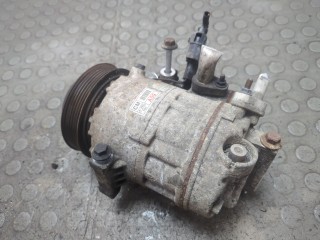 Компрессор кондиционера, ориг. номер 977012B700, Hyundai Santa Fe 2004-2012