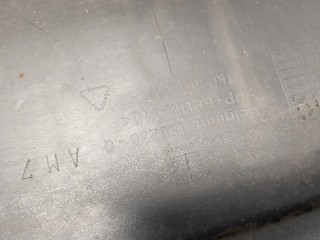 Заглушка (решетка) бампера левая, Volkswagen Golf 1997-2006