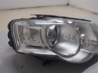 Фара (передняя) правая, ориг. номер 3C0941006AD, Volkswagen Passat 2005-2010