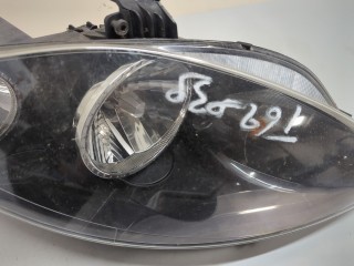 Фара (передняя) правая, Seat Leon 2005-2009