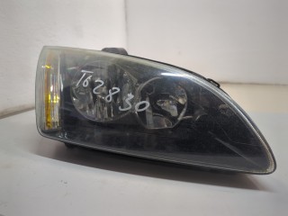Фара (передняя) правая, Ford Focus 2001-2005