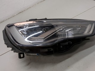 Фара (передняя) правая, ориг. номер 8V0941034A, Audi A3 2012-2016