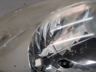 Фара (передняя) правая, Toyota Yaris 2005-2009