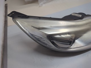 Фара (передняя) правая, ориг. номер 1856838, BM5113005KA, Ford Focus 2011-2015