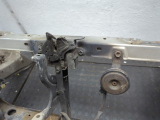 Усилитель бампера передний, Toyota Corolla 2002-2007