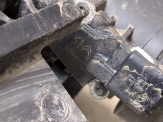 Корпус воздушного фильтра, ориг. номер 9806561080, Citroen Jumpy (SpaceTourer)