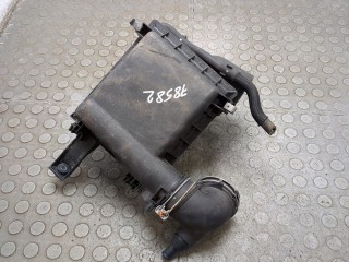 Корпус воздушного фильтра, ориг. номер 177050T060, 177010T130, Toyota Auris E18