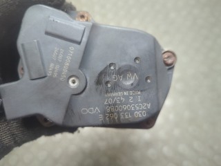 Заслонка дроссельная, ориг. номер 03D133062E, Skoda Fabia 2007-2010