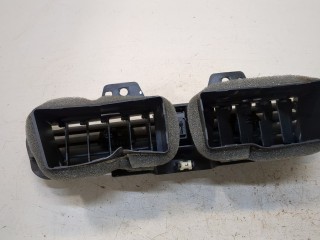Дефлектор обдува салона левый передний, ориг. номер DS7319K617AJ, Ford Fusion