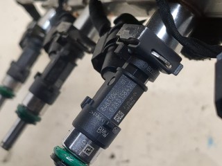 Форсунка топливная, ориг. номер 13538665633, 8665633, 8744746, 13538744746, BMW X1 U11, U12
