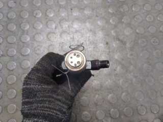 Форсунка топливная, ориг. номер 2367009130, Toyota Avensis 2 2006-2009