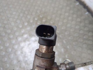 Форсунка топливная, ориг. номер 03L130277S, 03L130277SX, Volkswagen Passat 2011-2015