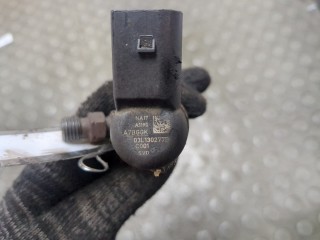 Форсунка топливная, ориг. номер 03L130277S, 03L130277SX, Volkswagen Passat 2011-2015