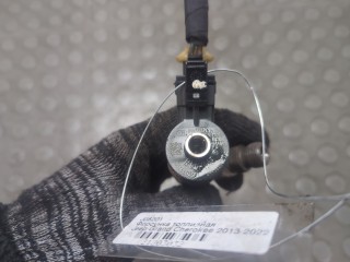 Форсунка топливная, ориг. номер 0445110523, 68211301AA, RLX11301AA, Jeep Grand Cherokee 2013-2016