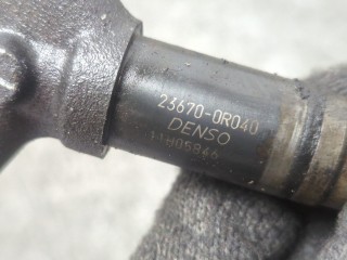 Форсунка топливная, ориг. номер 2367029055, Toyota Avensis 2 2006-2009